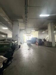 E9 Premium (D27), Factory #568673671